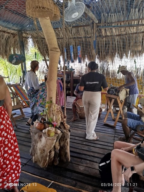 Cartagena: FISHERMEN'S ISLAND IN THE MANGROVES by canoe - What the wildlife portion can offer
