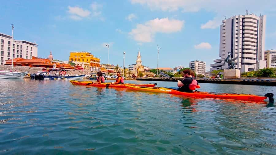 Cartagena: Walled City Kayak Tour - Starting beside San Sebastián de Pastelillo