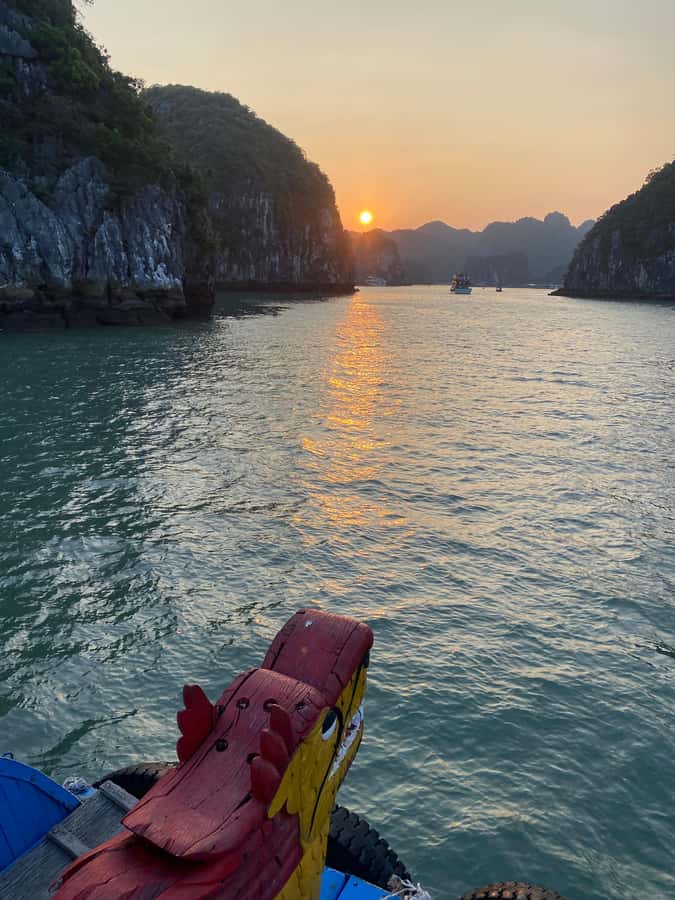 Cat Ba : Lan Ha Bay Bioluminescent Plankton Kayak Boat Tour - Who will enjoy this five-hour outing