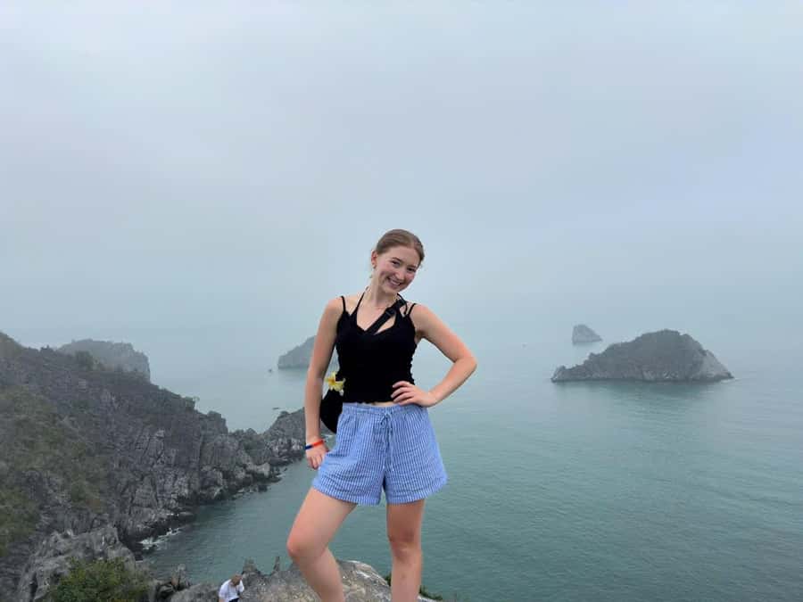 Cat Ba : Lan Ha Bay Bioluminescent Plankton Kayak Boat Tour - Swimming, sunset, and the 10 to 12 meter rock