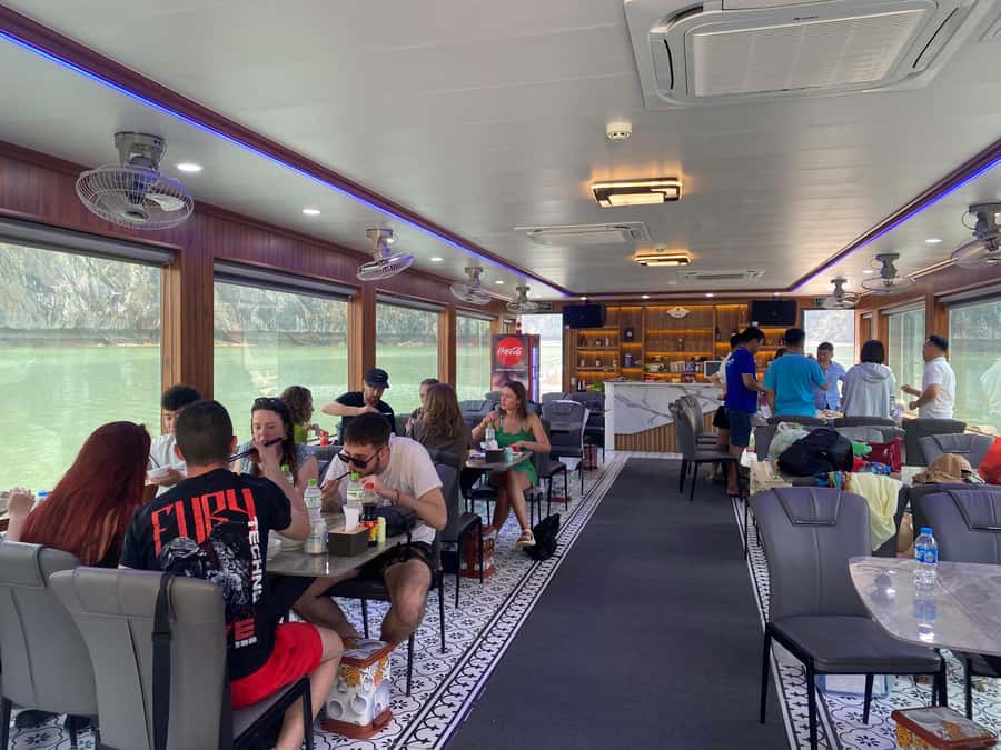 Cat Ba : Lan Ha Bay Bioluminescent Plankton Kayak Boat Tour - Dinner at Alibaba’s family restaurant