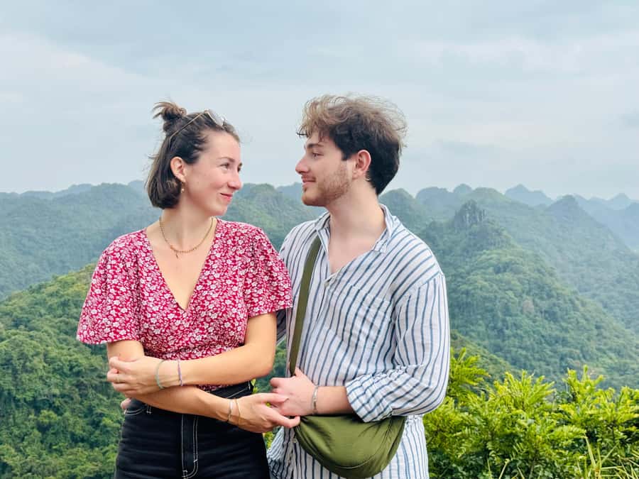 Cat Ba: Lan Ha Bay Halfday Cruise with Kayaking - Cruising past Cai Beo fish-farm