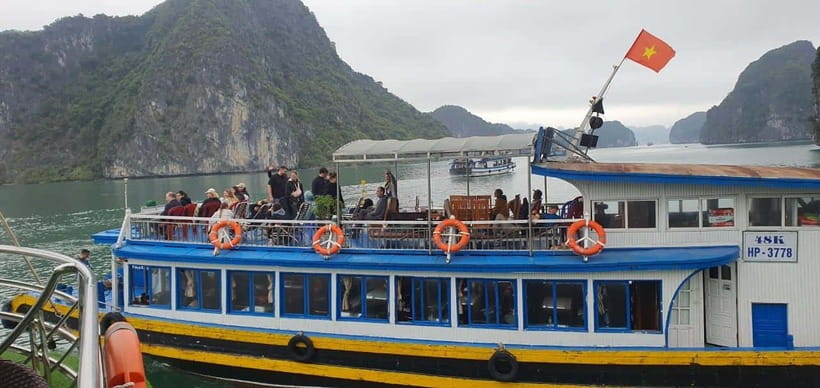 Cat Ba: Lan Ha, HaLong bay full day- biking, kayaking, lunch - Swimming at Ba Trai Dao Beaches