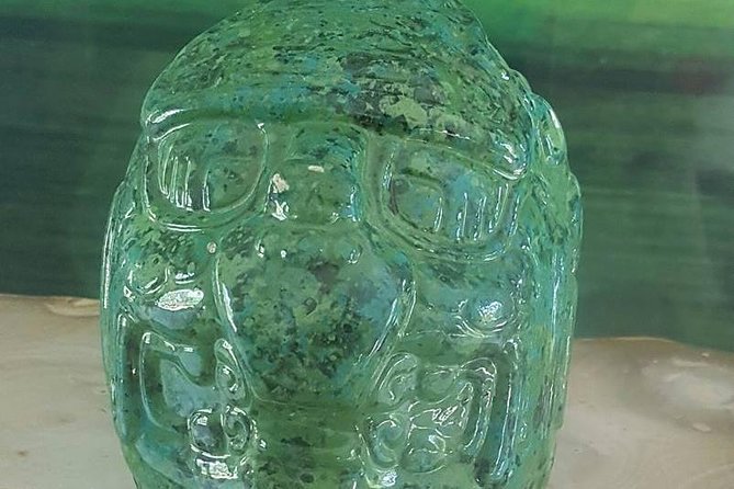 Cave Kayaking or tubing, Ziplines and Altun Ha V.i.V. - Altun Ha, temples in the northern forest