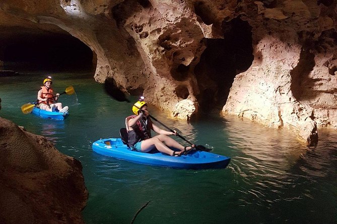 Cave Kayaking & Ziplines, V.i.V. - Leaving Belize City for Noho Chen Park