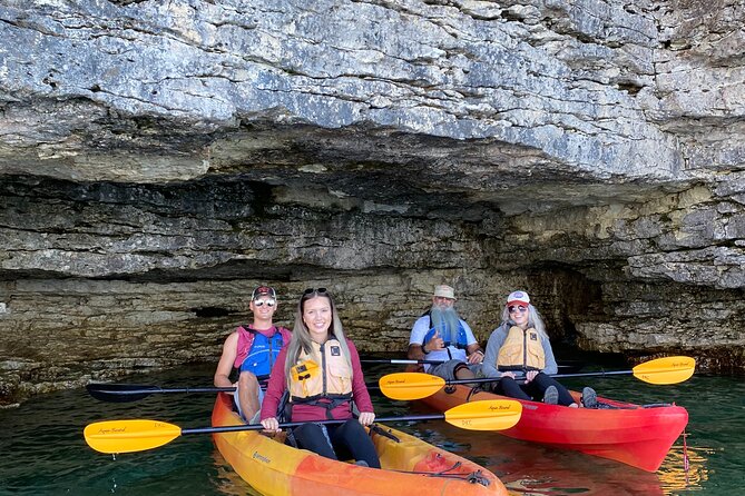 Cave Point Kayak Tour - The nearby dunes and beach stop