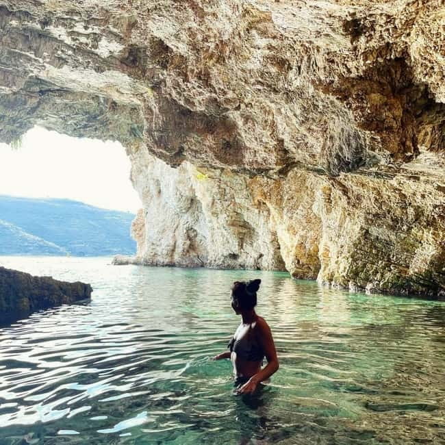 Caves of Porto Palermo: Kayak/SUP Tour with Castle Sea View - The first paddle: caves and unusual corners
