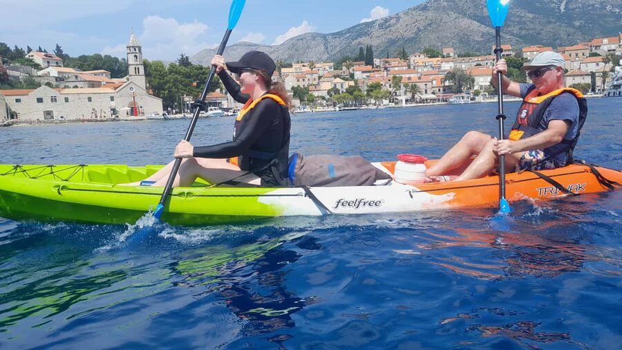 Cavtat: 'Pomalo' Sunset Guided Sea Kayaking Tour - Returning after the sun goes down