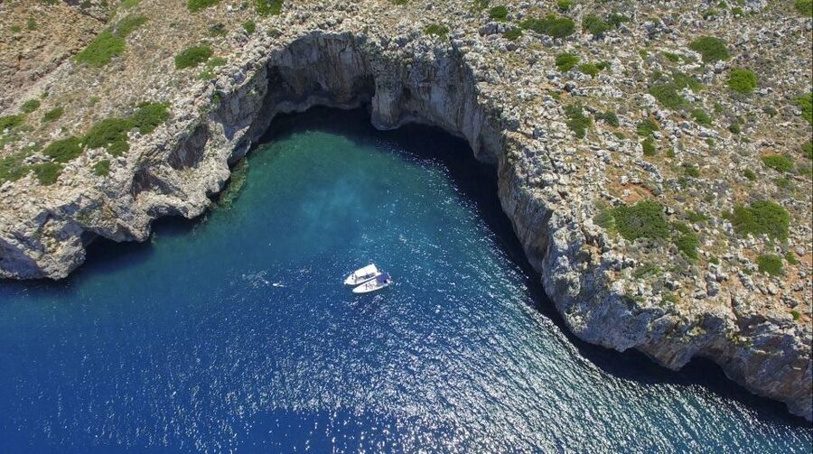 Chania: Boat Trip with Guided Snorkeling & Stand-Up Paddling - Optional electric sea scooters