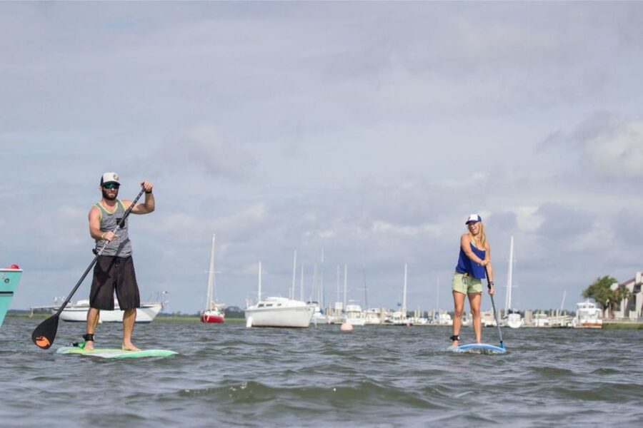 Charleston: Folly Beach Stand Up Paddleboard 2-hour Rental - Paddling past homes and coastal plants