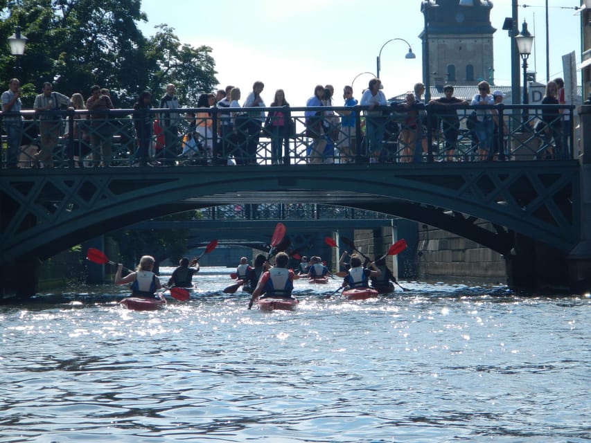 City Kayak Tour - What to bring and how to dress