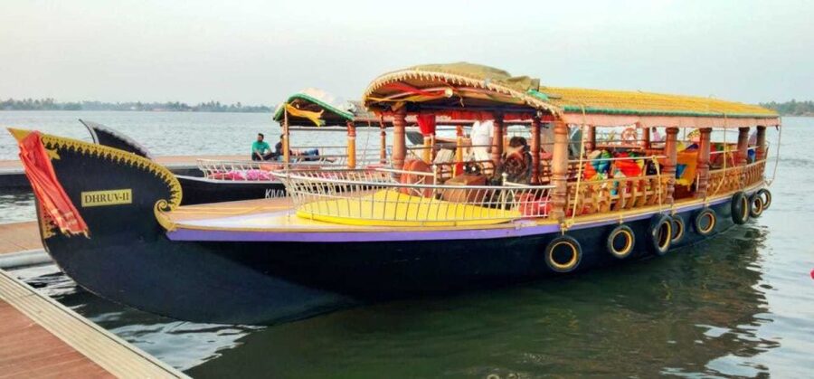 Cochin : Alleppey/Alappuzha Backwater Canoe (Shikara) Cruise - Why a small shikara suits Alleppey