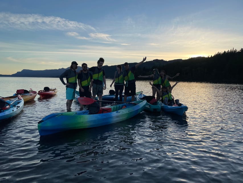 Columbia Gorge Kayak Tour - The small beach stop