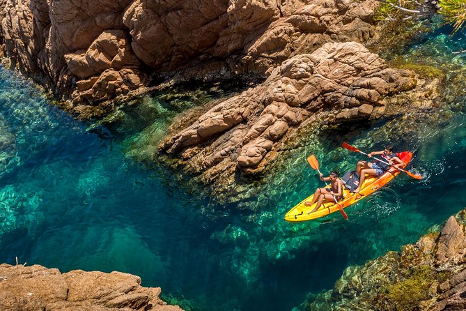 Costa Brava Kayaking and Snorkeling Small Group Tour with Lunch - Snorkeling, swimming, and optional cliff jumps