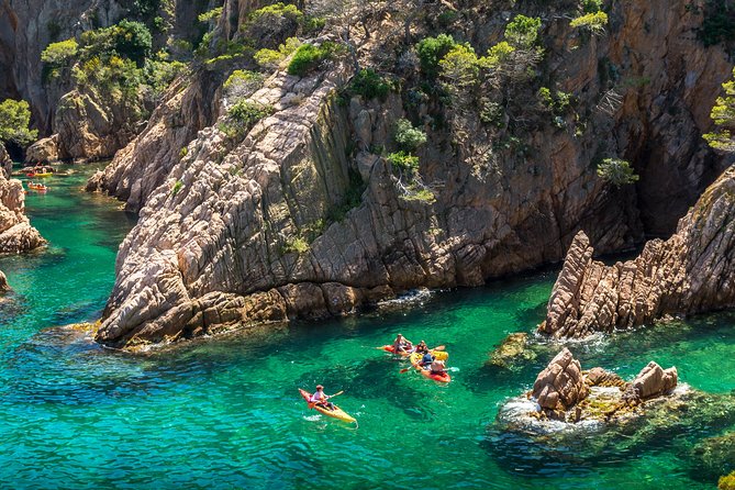 Costa Brava Kayaking and Snorkeling Small Group Tour with Lunch - Lunch and a little time to slow down
