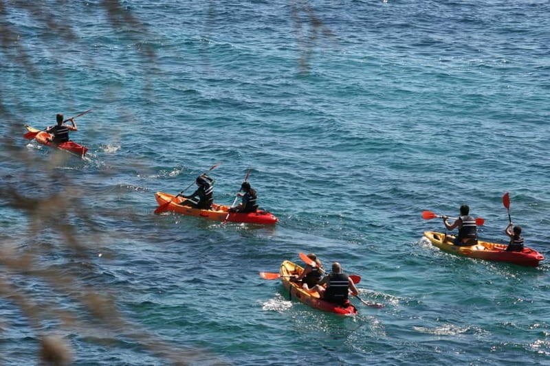 Costa Brava: Sant Feliu de Guíxols Kayak & Snorkel Tour - Seeing Sant Feliu’s coast from a kayak