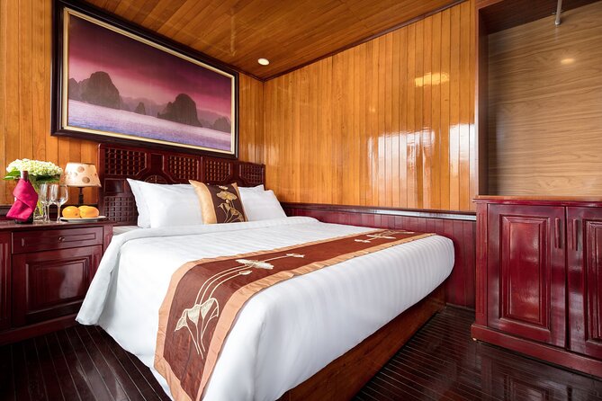 CozyBay Boutique 2D1N Kayak, Swiming ,Titop, Cave, Expressway way - What $122 buys you on Ha Long Bay