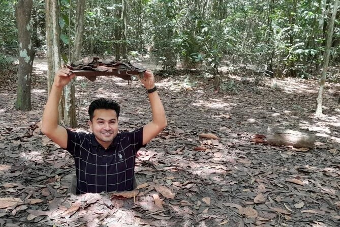 Crawl and Paddle Full day Cu Chi Tunnels and MeKong Delta - What the small group changes