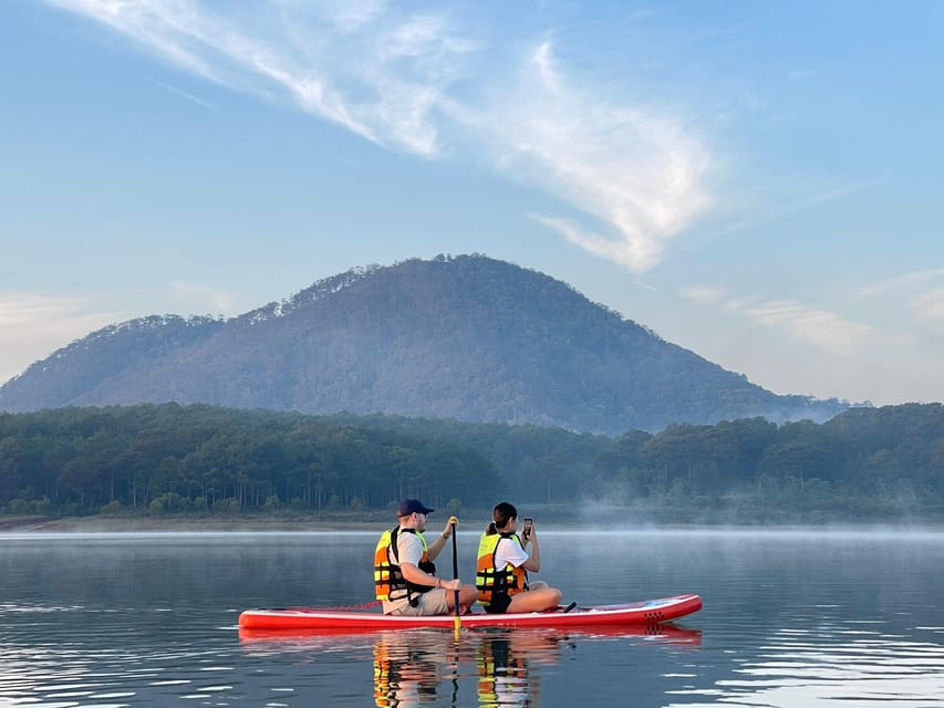 Da Lat: Tuyen Lam Lake Kayak or SUP Tour - Paddling past pine forest and peninsula sights