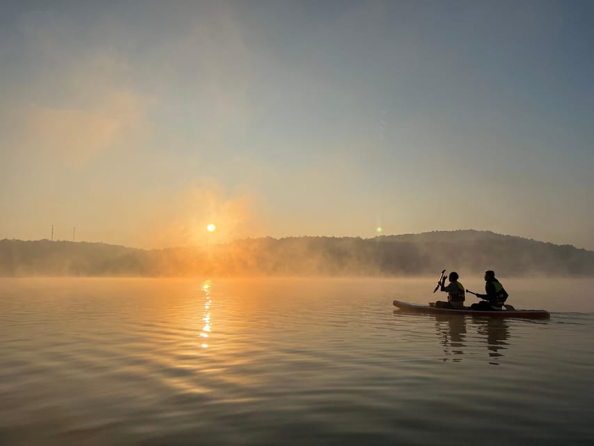 Da Lat: Tuyen Lam Lake Kayak or SUP Tour - Coffee, cake, and a pause on the water