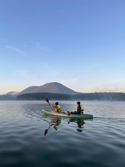 Da Lat: Tuyen Lam Lake Kayak or SUP Tour - What to bring and how to stay comfortable