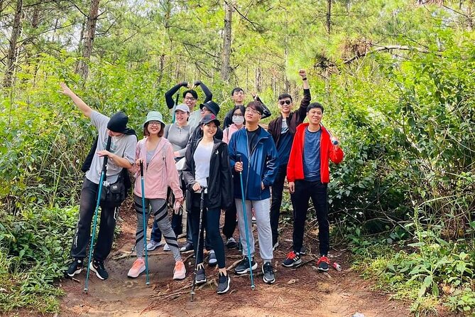 DALAT: Trekking Pinhatt & Sup/Kayaking Tuyen Lam Lake Tour - A picnic lunch with grilled pork and fresh vegetables