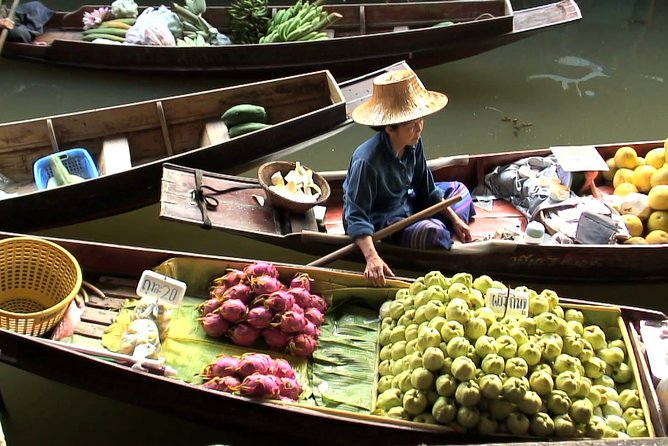 Damnoen Saduak Floating Market with Paddle Boat Ride (ex Bangkok) - Why Damnoen Saduak makes a memorable half-day trip