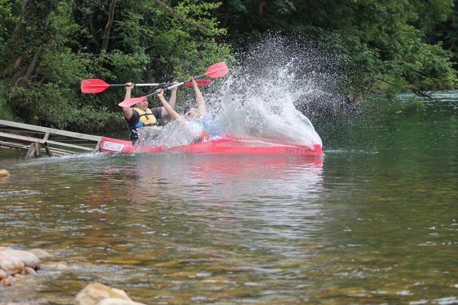 Descent of the Sella river in a canoe - Who will enjoy this most