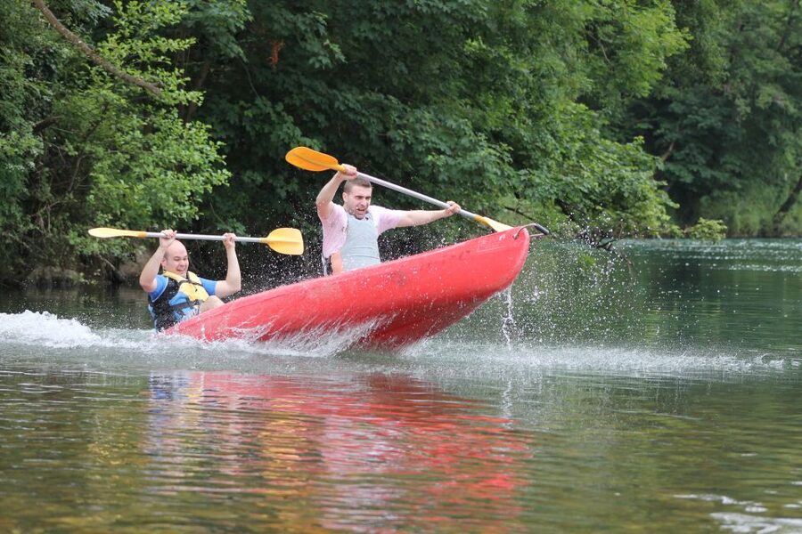Descent of the Sella river in a canoe - Finishing the route without a long wait
