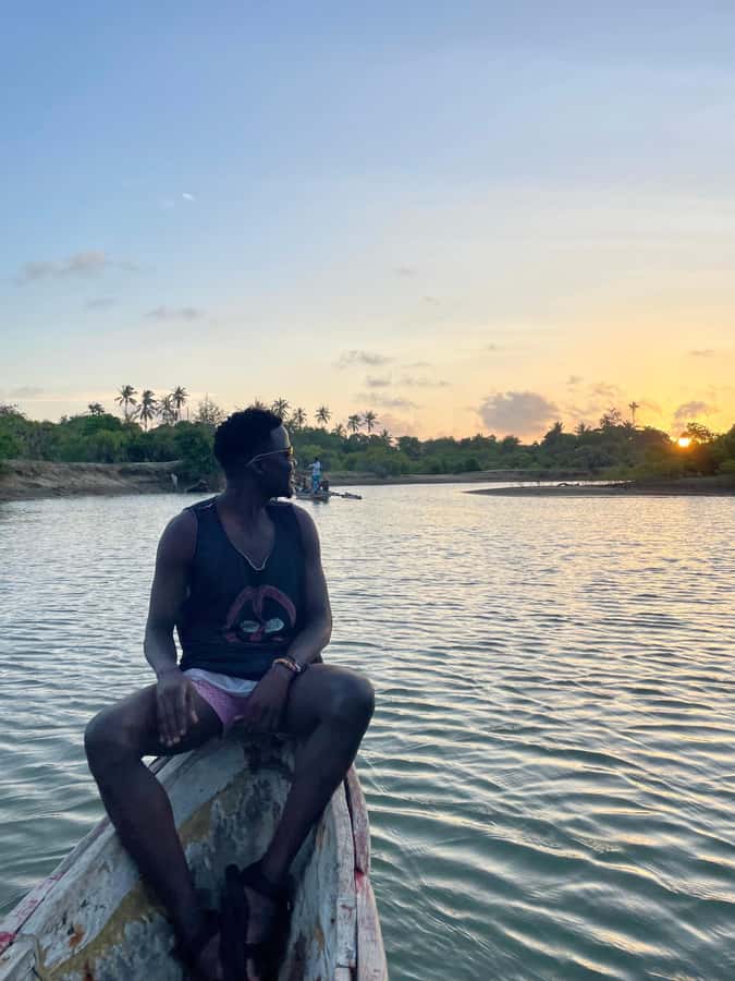 Diani: Sunset Canoe Tour along the River with Mangroves - Birds, crabs, fish, and reptiles along the creeks