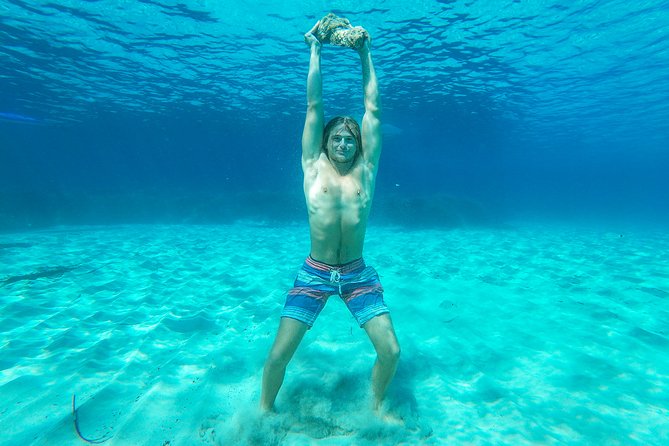 Discover the best corners of the island in paddle surf - The short lesson that gets you moving