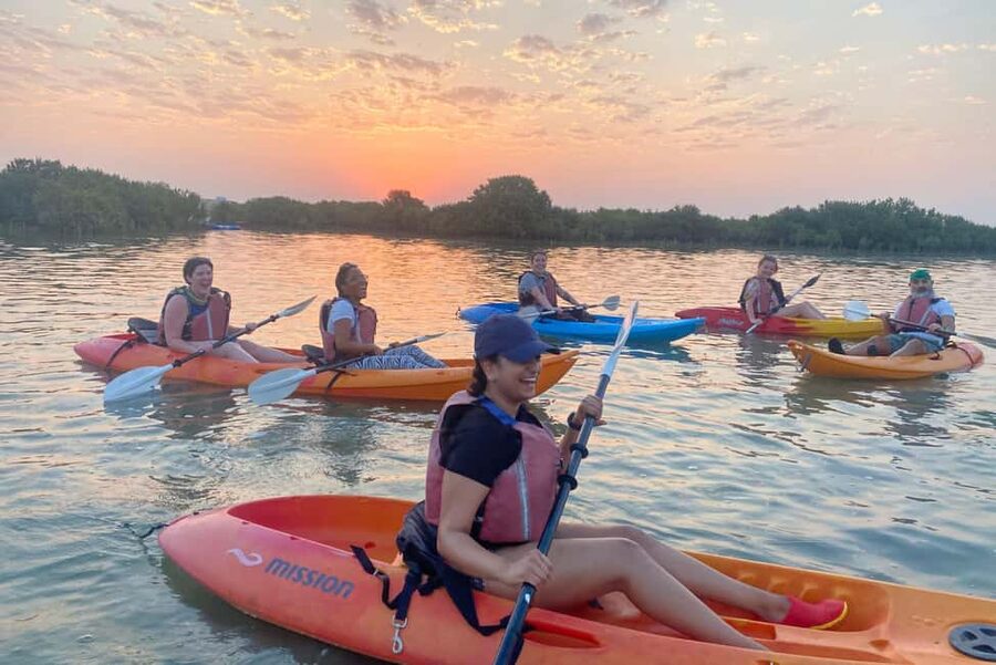 Doha: Private Purple Island Mangroves Kayaking Adventure - What kayaking through the mangroves feels like