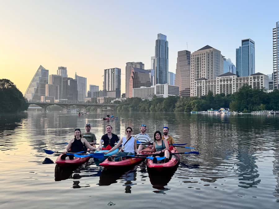 Downtown Sunset Tandem Kayak with 1.5M Bats - Key points to know before you book