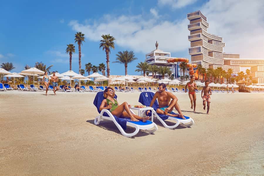 Dubai: Atlantis Dolphin Kayak Trip & Aquaventure Waterpark - Getting to Atlas Village without confusion