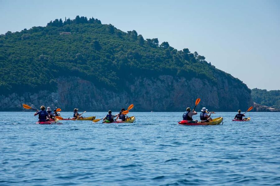 Dubrovnik: 2- or 3-Hour Morning Sea Kayaking & Snorkel Tour - Paddling beside the City Walls