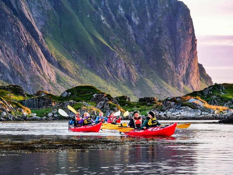 Eggum Lofoten: Kayaking Tour in Lofoten with Snacks - A rest stop with snacks and hot drinks