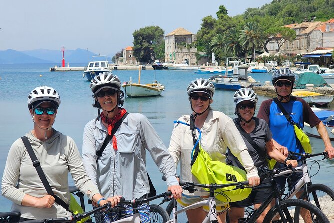 Elafiti Islands Sea kayaking: Full-Day Bike and Kayak tour on Lopud and Šipan - Kayaking from Lopud toward Šipan