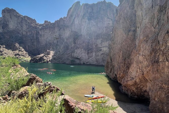 Emerald Cave Kayaking Tour from Las Vegas, Best Dam 1/2 Day Trip - What the guides add to the day