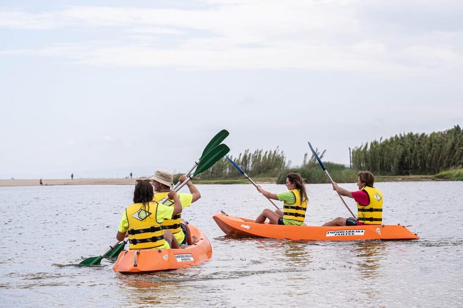 Empuriabrava: kayak trip - Timing, languages, and simple preparation