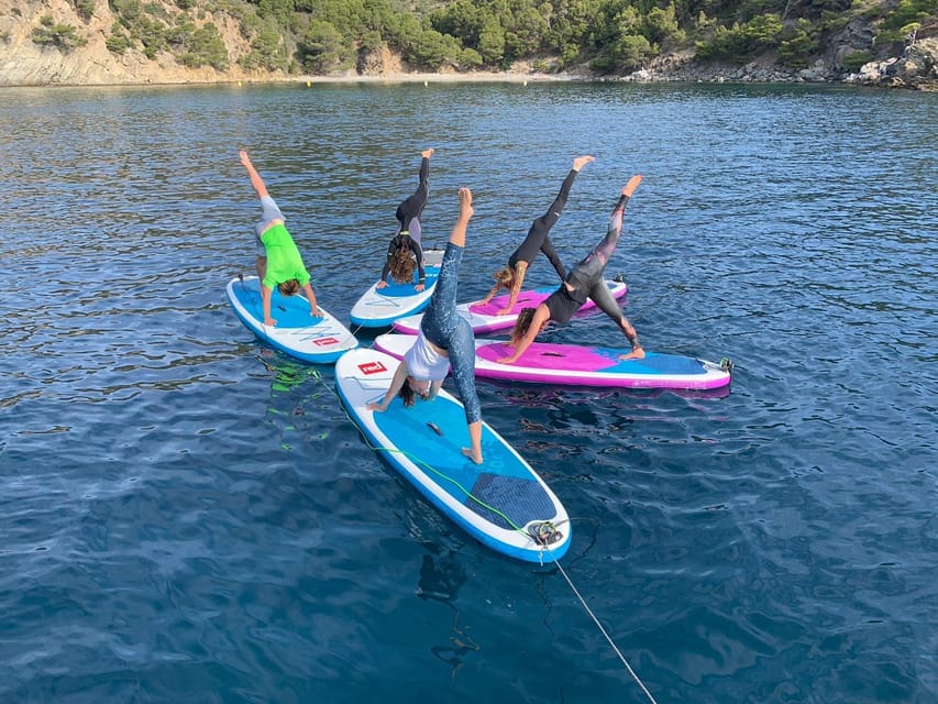 Empuriabrava: SUP Yoga class - Calm flows before more demanding poses