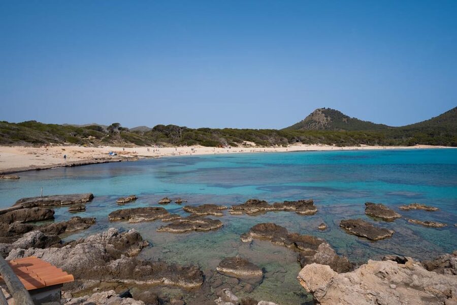 Experinence Cala Agulla / Molto with Paddlesurf and snorkel - Included equipment and what you still need