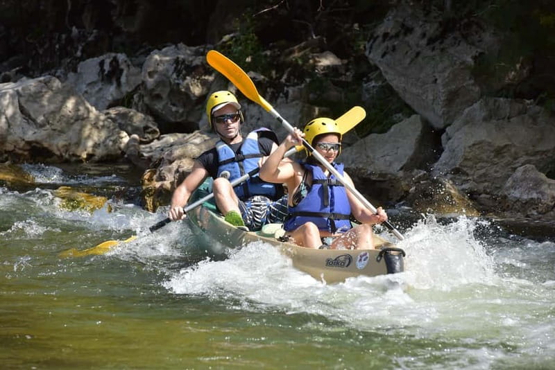 Family Canoe/Kayak Trip on the Ardèche: 3 hours - about 12 km - Getting ready with Amélie, Frédéric, and Loïc