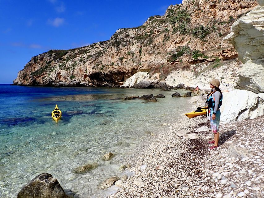 Favignana: kayak excursion, snorkelling and adventure - Why kayaking is a good way to see Favignana
