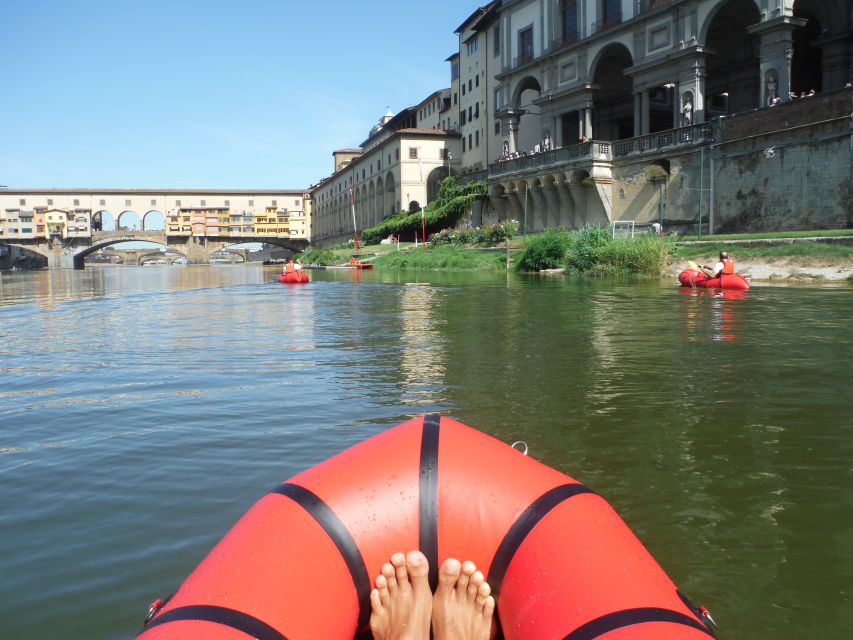 Florence: Ponte Vecchio and City Sights Guided Kayak Cruise - The San Niccolò slide and the wetter side of the tour