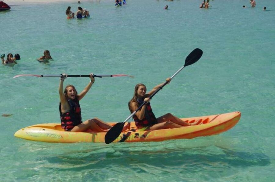 Fort Walton Beach: Tandem Kayak Rental - Staying Safe Around Motorized Boats