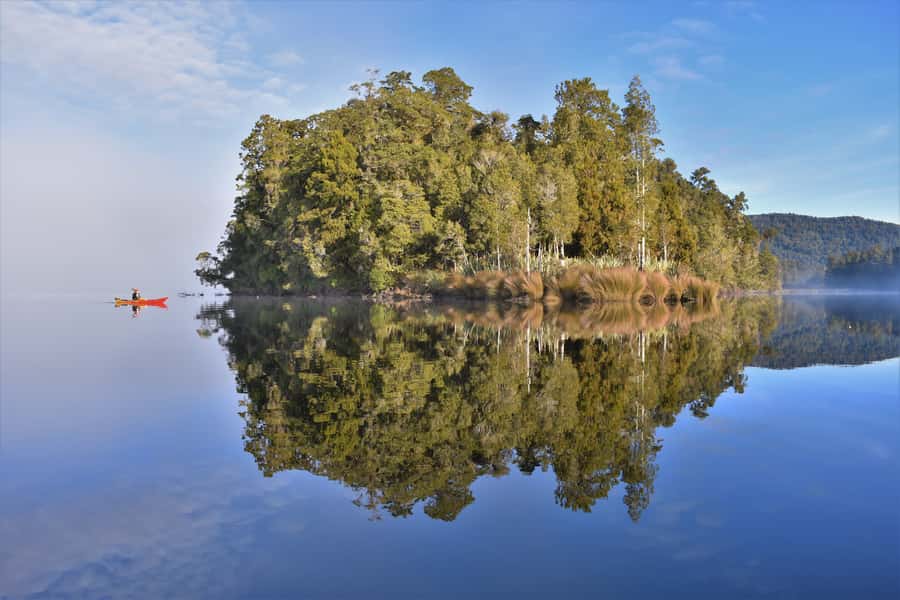 Franz Josef: 3-Hour Kayak Tour on Lake Mapourika - What the $86 price includes