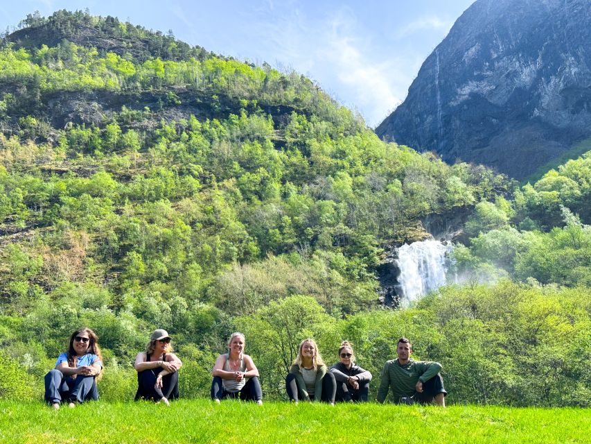 From Flåm: Nærøyfjord 3 Day Kayaking and Camping Tour - Day one: From Flåm beach to the fjord