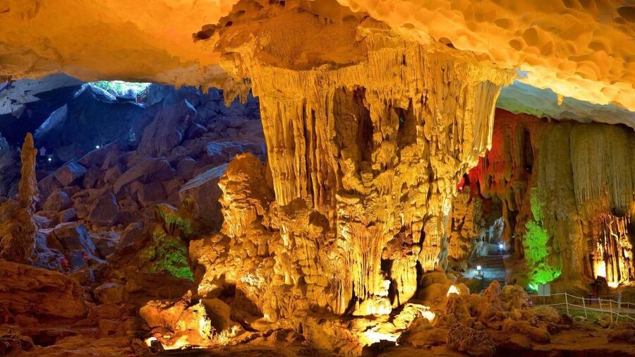 From Hanoi: Halong Bay 1 Day Trip Visit Cave, Island, Kayak - Inside Sung Sot, the Surprise Cave