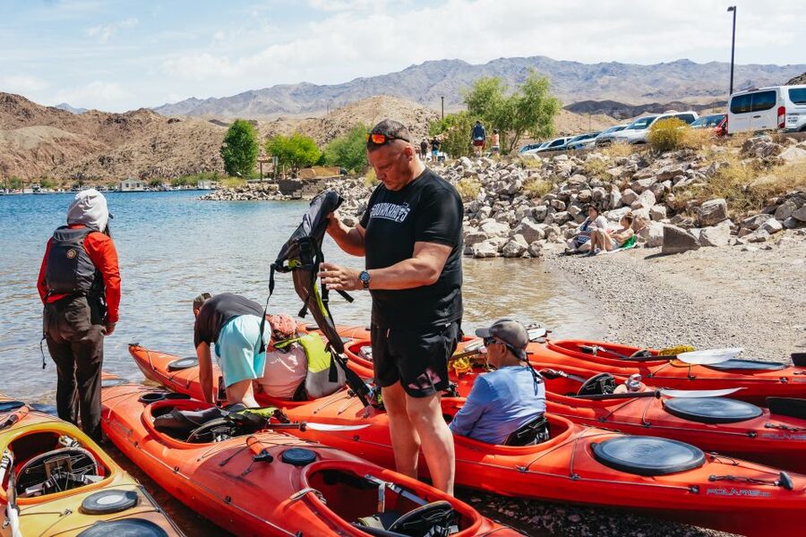 From Las Vegas: Black Canyon Half-Day Kayak Tour - Leaving the Strip for Willow Beach