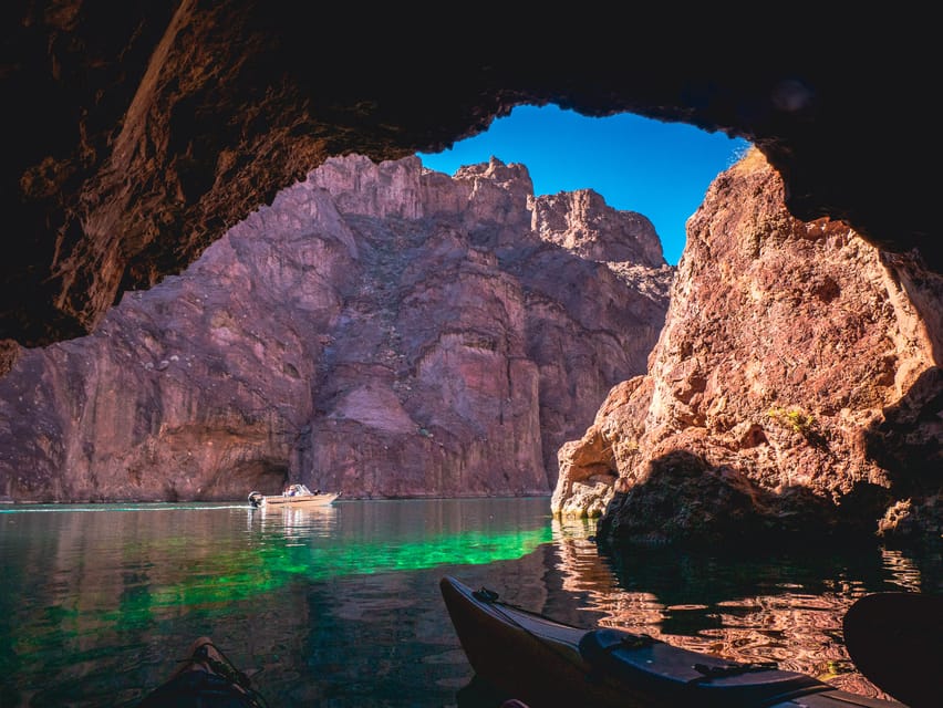 From Las Vegas: Guided Emerald Cave Kayak Tour - What the guide adds to the experience